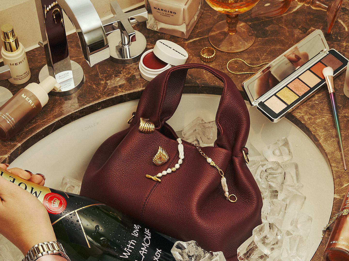 I'm paid to shop and can confirm these are the best gifts for her in 2026