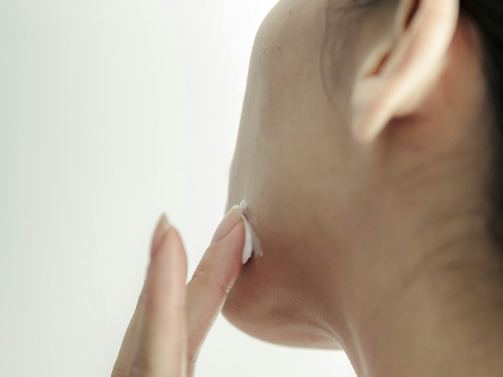 What does glycolic acid do? Everything you need to know about the multitasking exfoliator