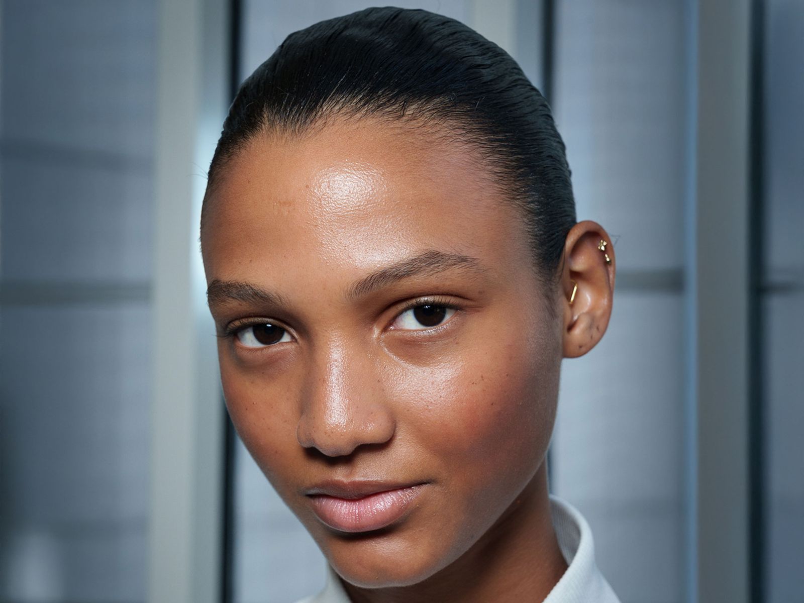 How to apply tinted moisturiser, according to a pro makeup artist